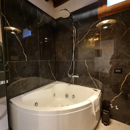 Apartamento San Marco 3097 Luxuryjacuzzi