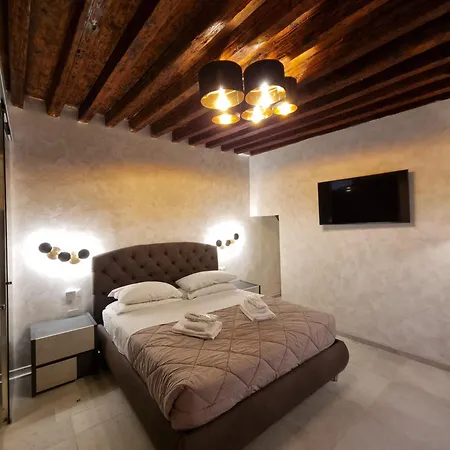 San Marco 3097 Luxuryjacuzzi דירה